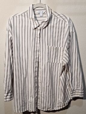 Oversized Boyfriend Button-Down Woman's Vertical Stripes Large Cotton Shirt